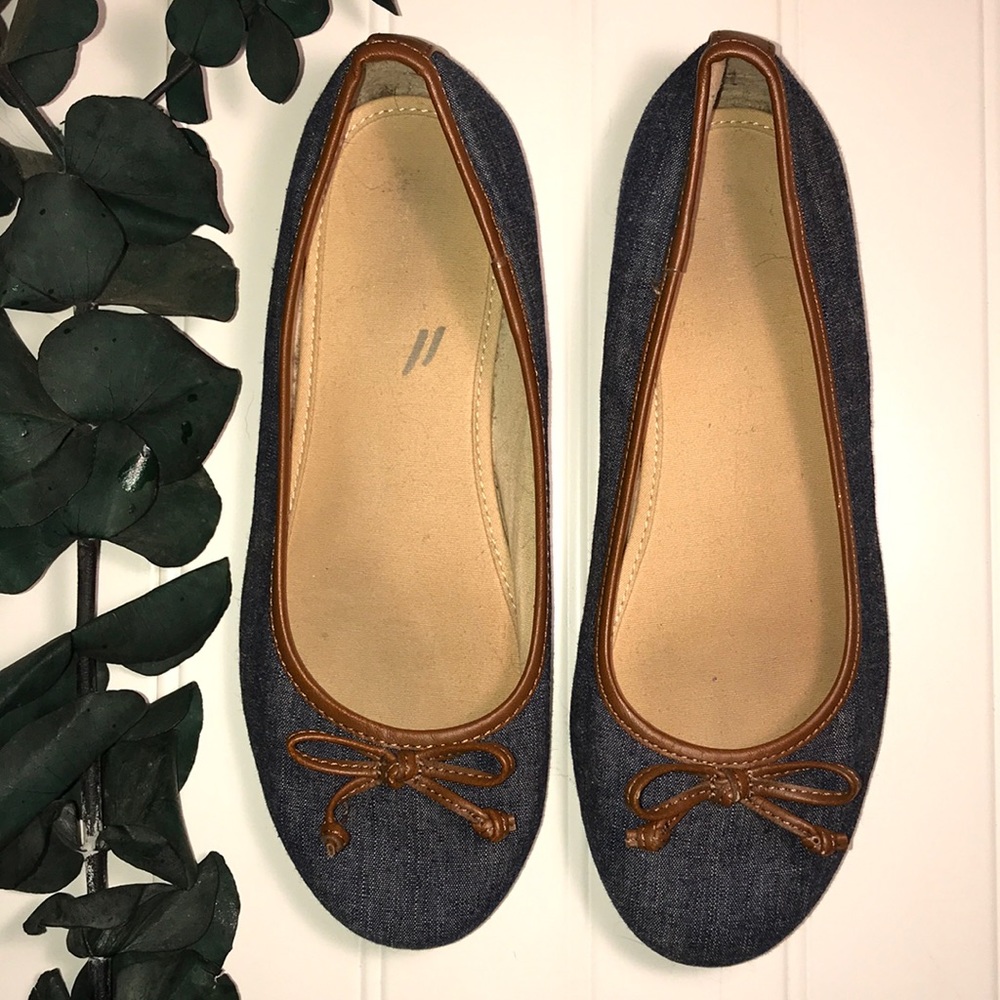 Lands’ End - Chambray Flats